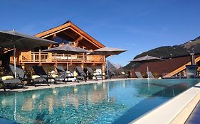 Mountains Hotel